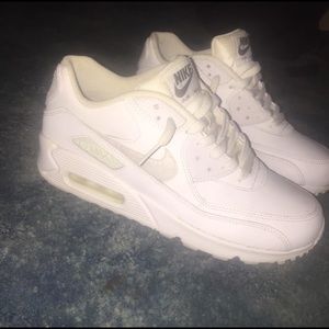 NIKE AIR MAX 90